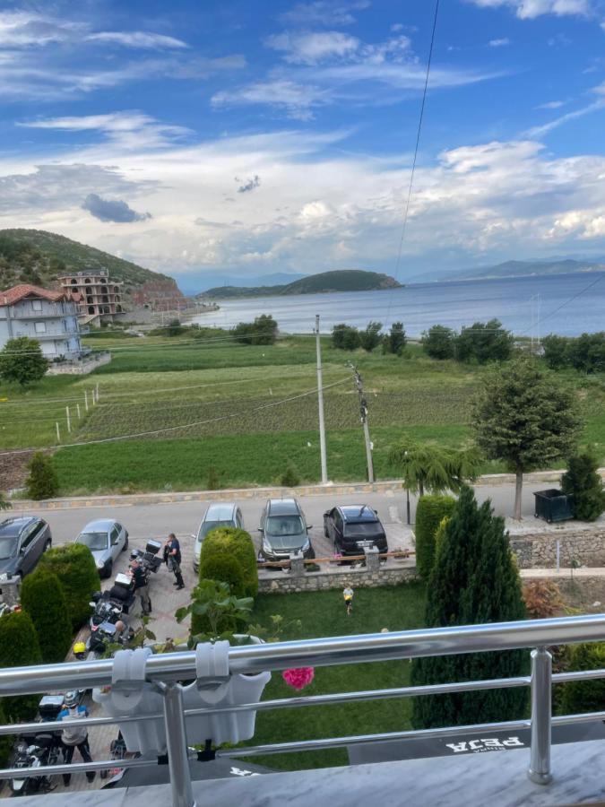 Hotel Vila Toska Piskupat Екстериор снимка